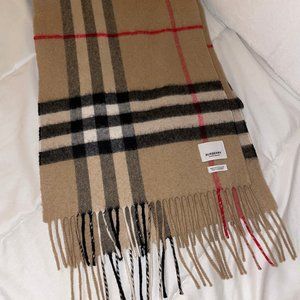 The Classic Check Cashmere Scarf